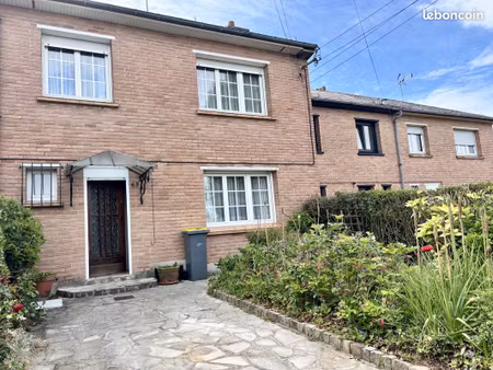 maison 5 pièces 90 m²