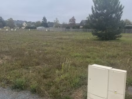 terrain à bâtir de 412 m² à soucelles (49)