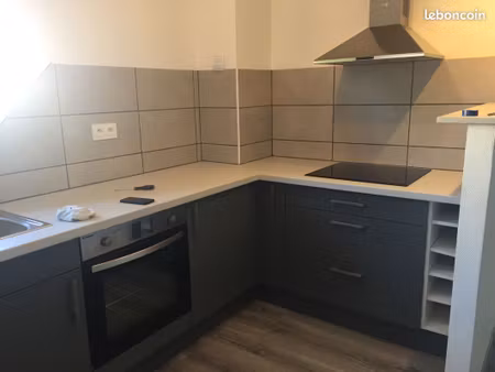 t2 meublé 52 m2 proche gare
