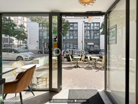 local commercial 110 m²