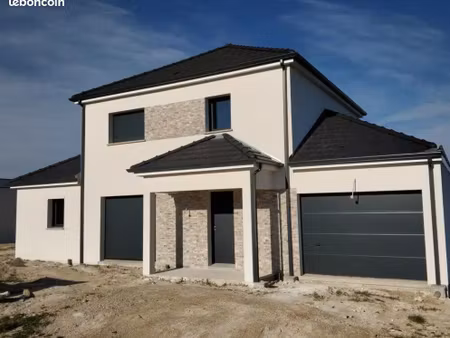 maison 6 pièces 135 m²