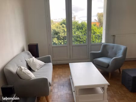t2 45 m² guelmeur