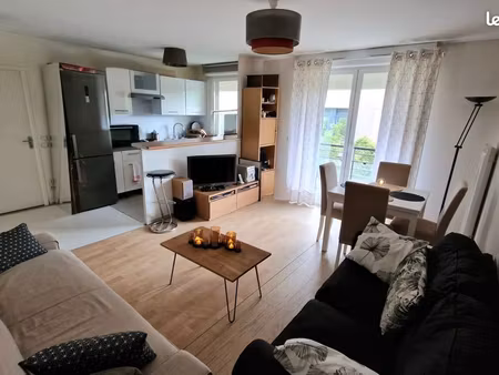 particulier vend appartement 2p proche mairie de montreuil