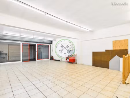 local commercial 75 m² saint-raphaël