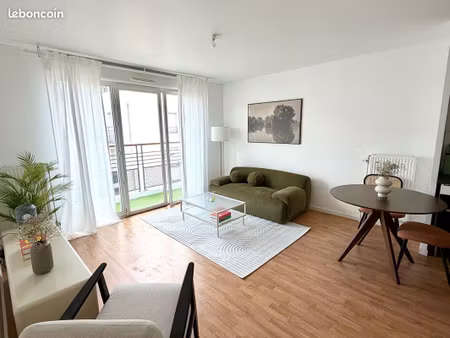 appartement meublé lumineux avec balcon - 43m² - mantes-la-jolie