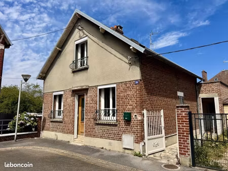 maison 4 pièces 90 m²