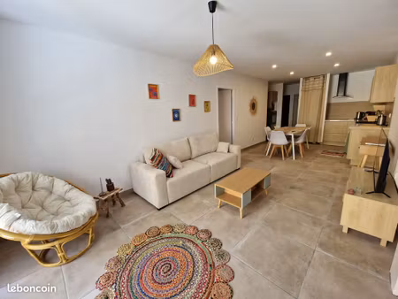 t4 meublé neuf – 75 m² – terrasse – parking – à 50 m du port de valras-plage