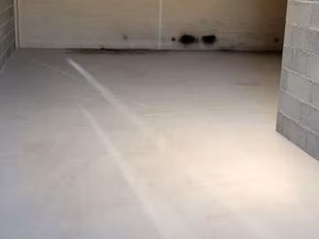 garage entrepôt 52 m2 à vendre villeneuve sur lot  3 places  idéal camping-car