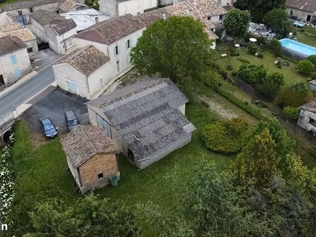 maison 10 pièces 165 m²