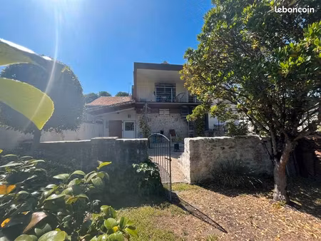 immeuble 268 m² la rochefoucauld en angoumois