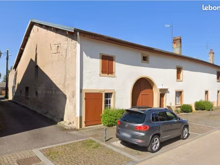 ancienne ferme avec 2 logements