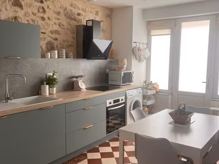 maison de ville en pierres