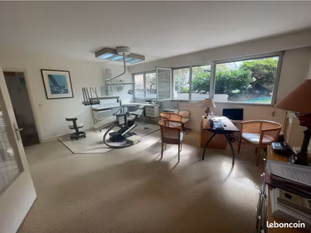 appartement 64 m2 - 3 pièces - a renover - rue cortambert