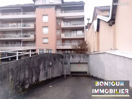 parking 15 m² voiron