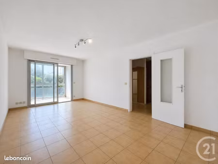 appartement 2 pièces 55 m²