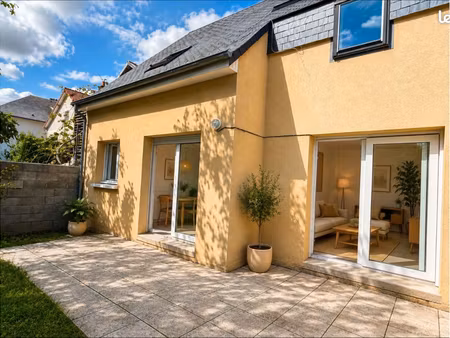 maison 6 pièces 100 m²