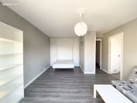 studio 1 pièce 36 m²