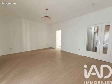 studio 1 pièce 40 m²
