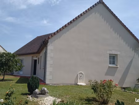jolie maison de plain-pied  avec sous-sol total
