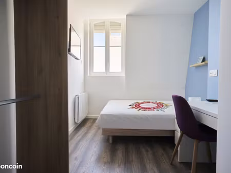appartement 1 pièce 9 m²