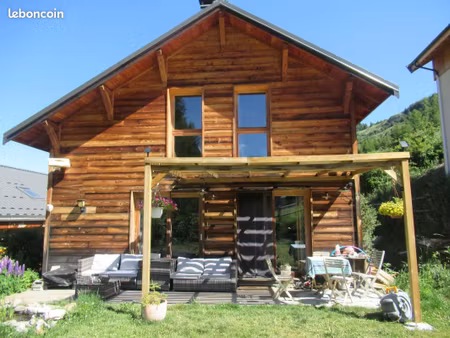 chalet 4 pièces 115 m²