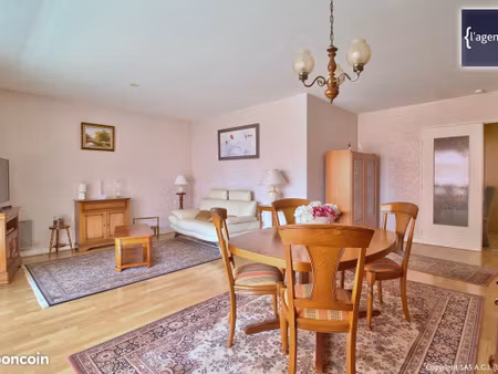 appartement 4 pièces 101 m²