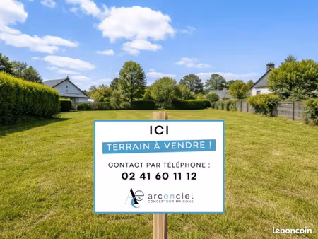 terrain 372 m² maze milon