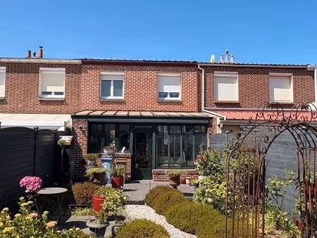 maison de 84m2 - 3 pièces + bureau + veranda + jardin + garage saint pol sur mer