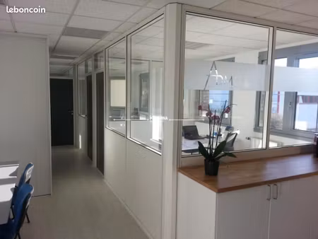 bureaux 70 m²