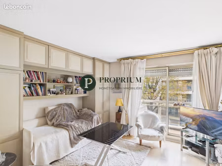 appartement  studio - 210 000 - paris