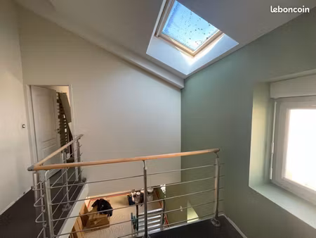 maison de ville 85 m2 - 2 chambres cuisine équipée