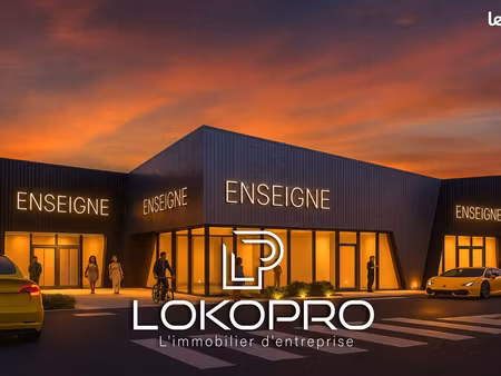 local 1300 m² cholet