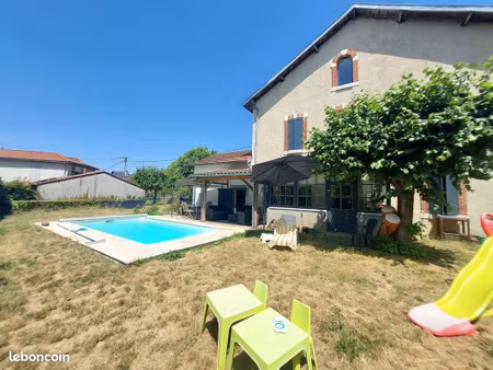 maison 5 pièces 130 m²