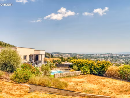 maison 5 pièces 169 m²