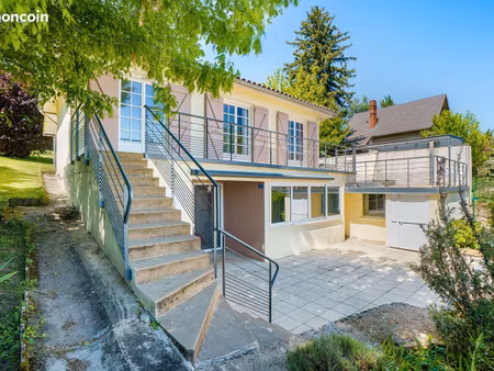 maison 5 pièces 142 m²