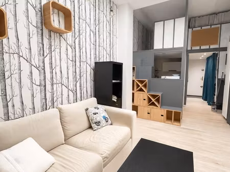 studio 1 pièce 31 m²