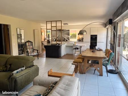 dans le bachelin   maison contemporaine
