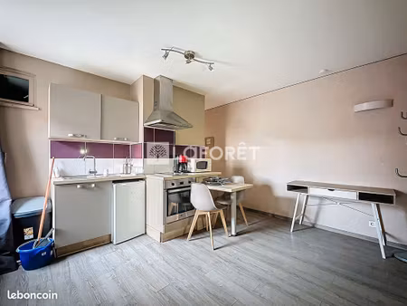 studio 1 pièce 29 m²