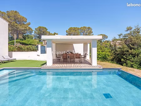 villa 6 pièces 165 m²