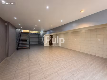 local commercial 118 m²