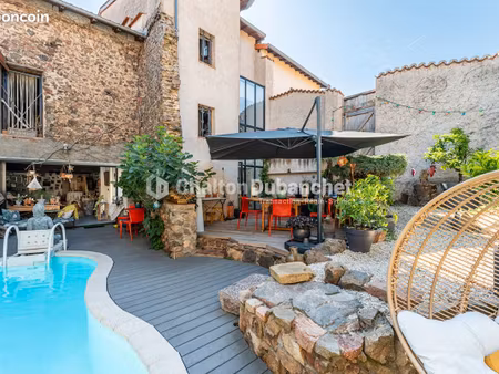 propriété 10 pièces 410 m²