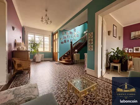 maison 6 pièces 171 m²