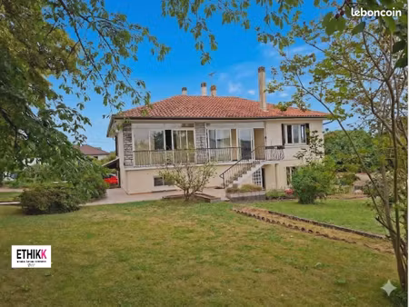 maison 6 pièces 105 m²