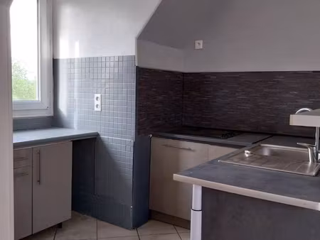appartement compiègne - 2 pièces - place de parking