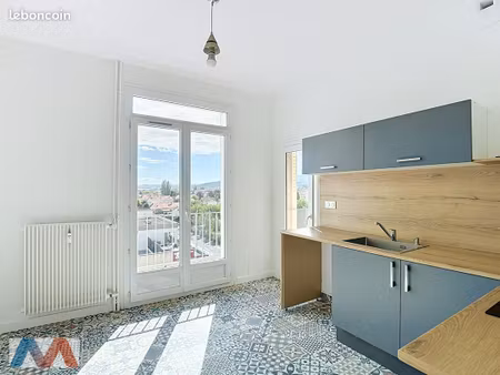appartement 26 pièces 105 m²