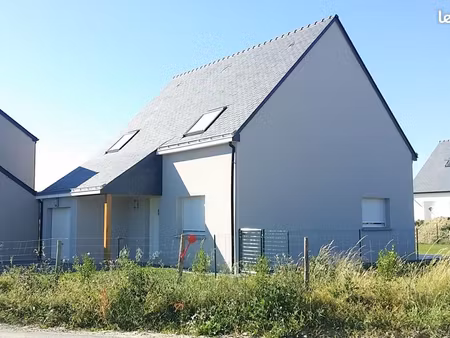 maison 125 m² montfort le gesnois