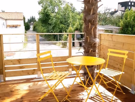 location studio meublé