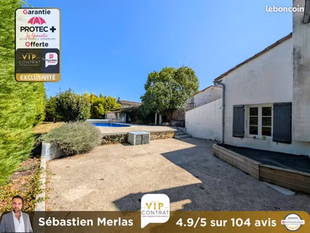 maison 9 pièces 264 m²
