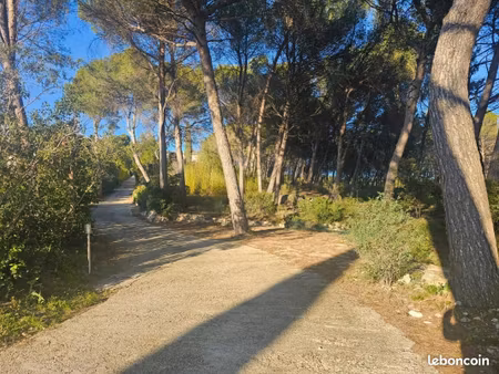 terrain 1 814 m² ventabren