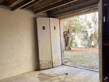garage rustrel